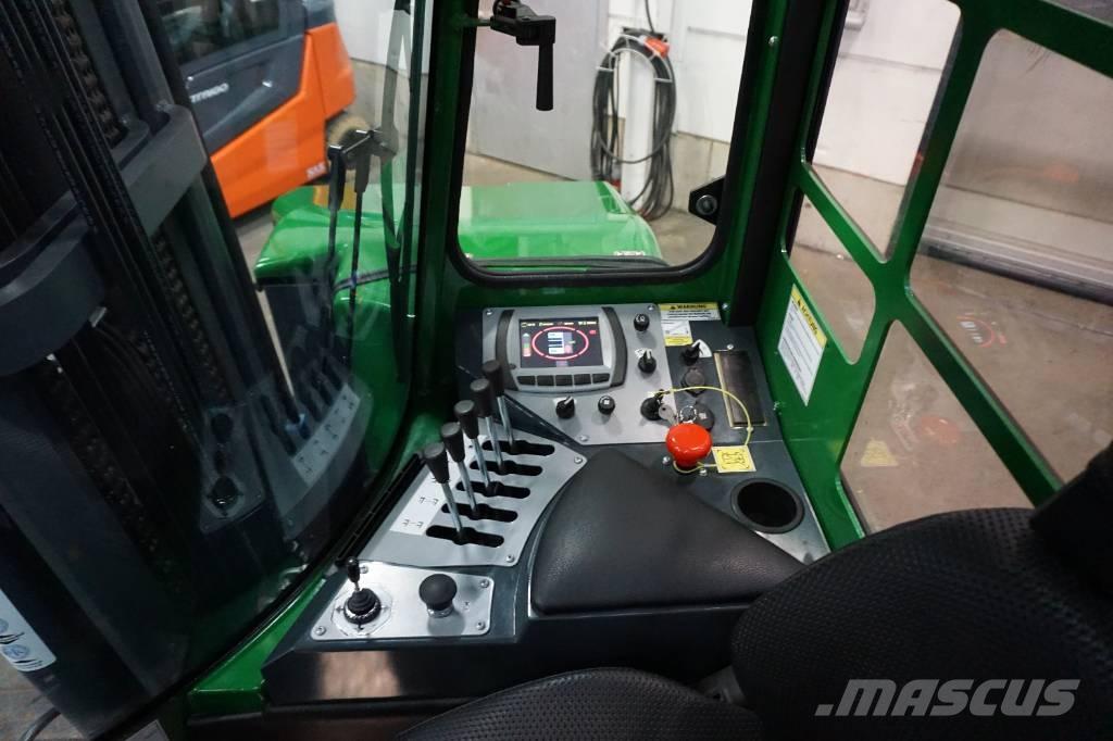 Combilift C4500ET Nelitietrukit