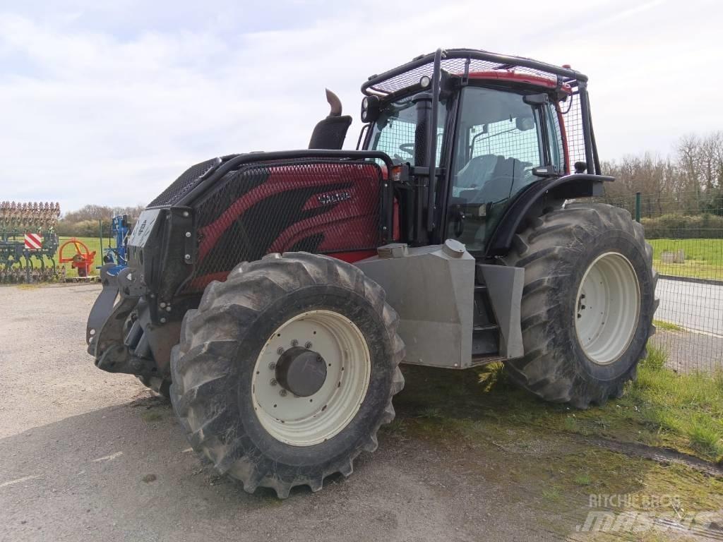 Valtra T 234 Direct Metsätraktorit