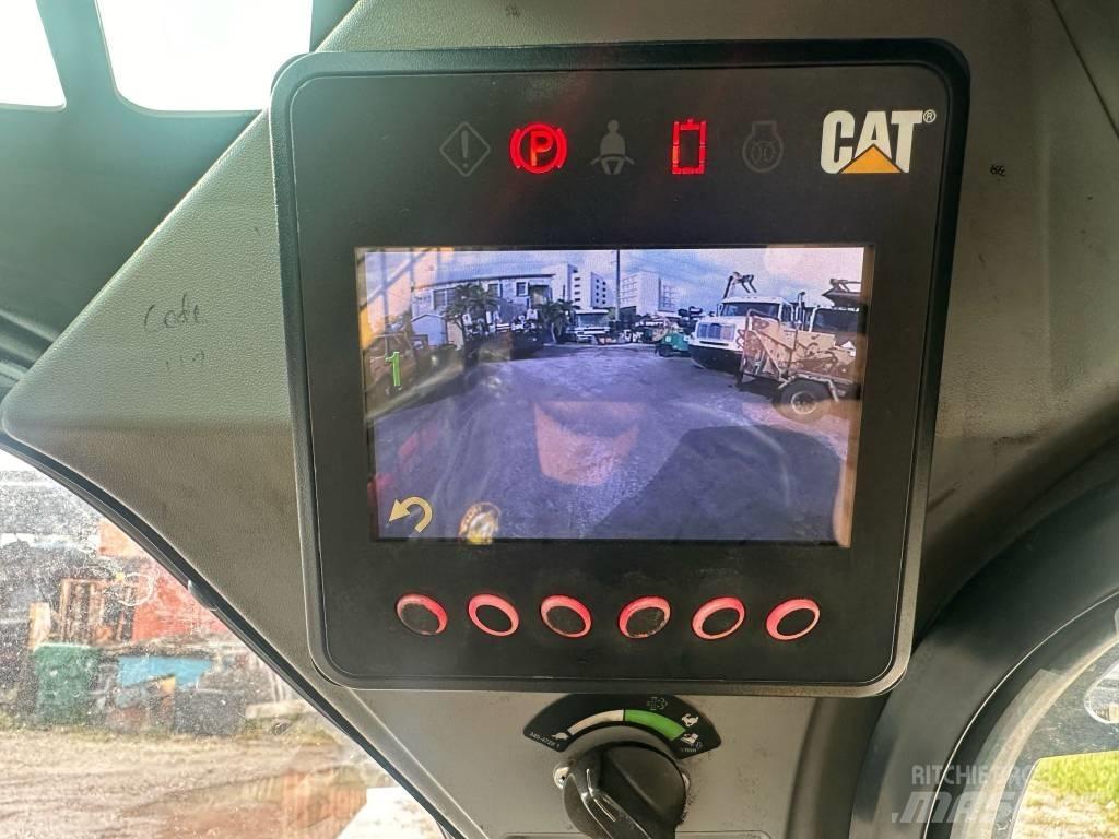 CAT 246 D Liukuohjatut kuormaajat