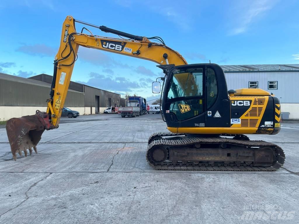 JCB JS 130 LC Telakaivukoneet