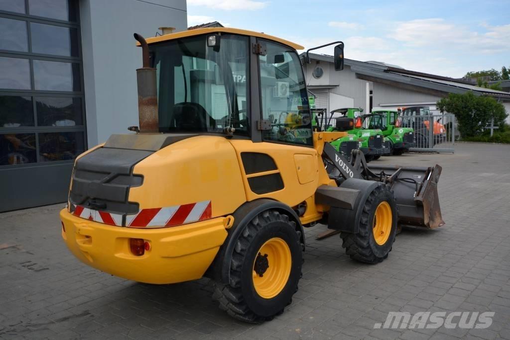Volvo L 25 F Pyöräkuormaajat