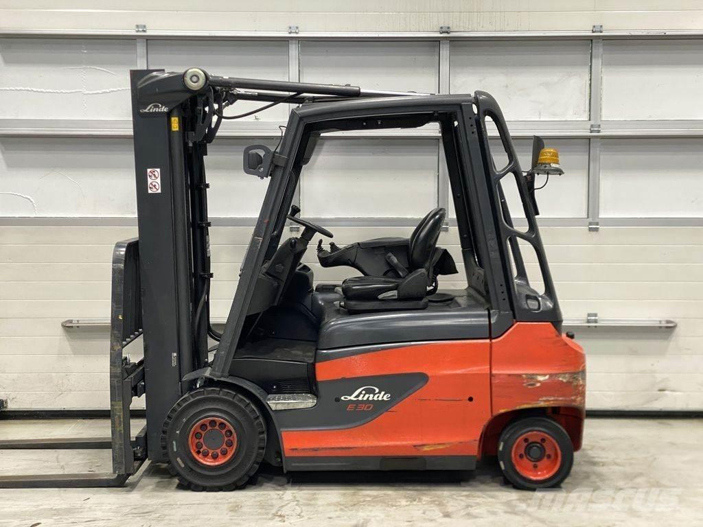 Linde E30-01 Sähkötrukit
