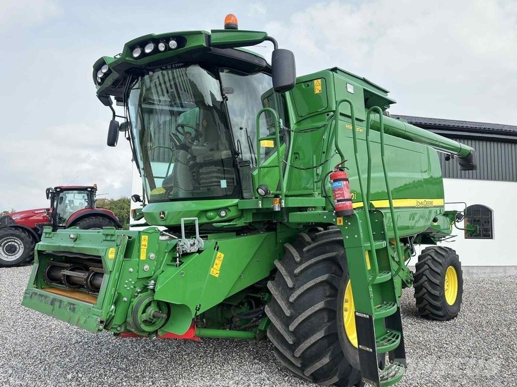 John Deere T 670 i Leikkuupuimurit