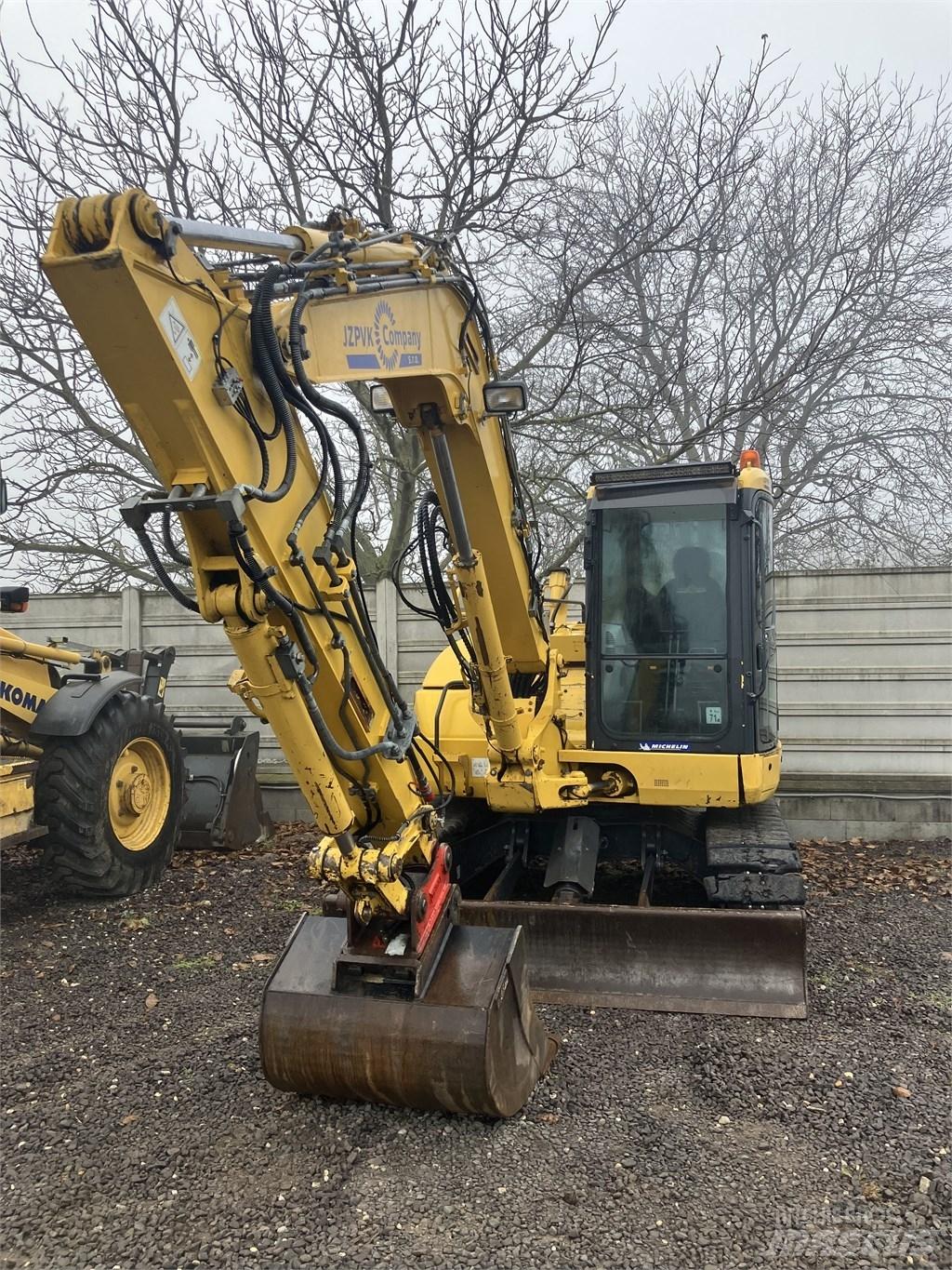 Komatsu PC 88 MR-10 Midikaivukoneet 7t - 12t
