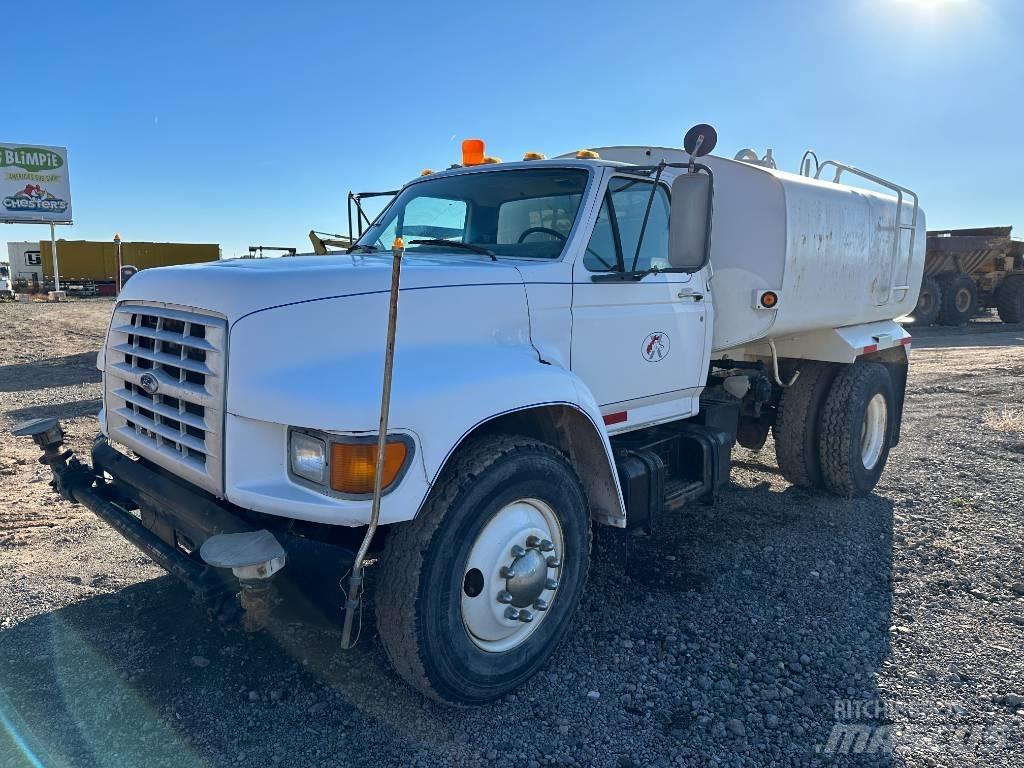 Ford F 800 Vesisäiliöautot