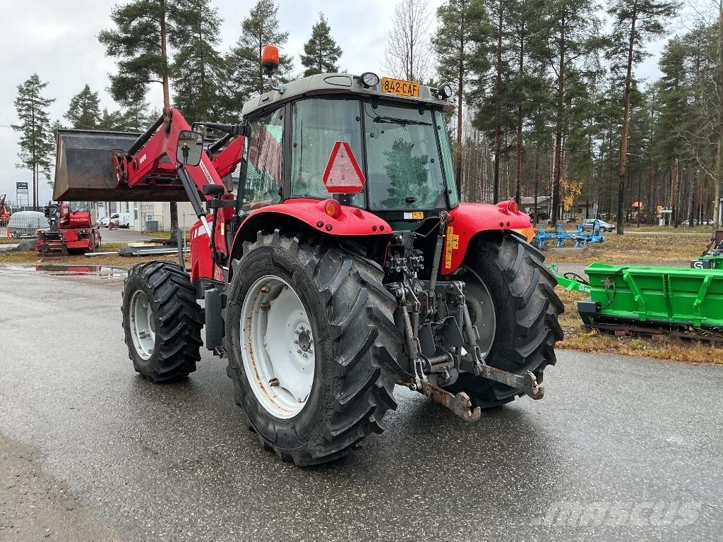 Massey Ferguson 5465 Traktorit