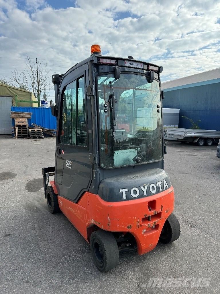 Toyota 8FBM20T Sähkötrukit