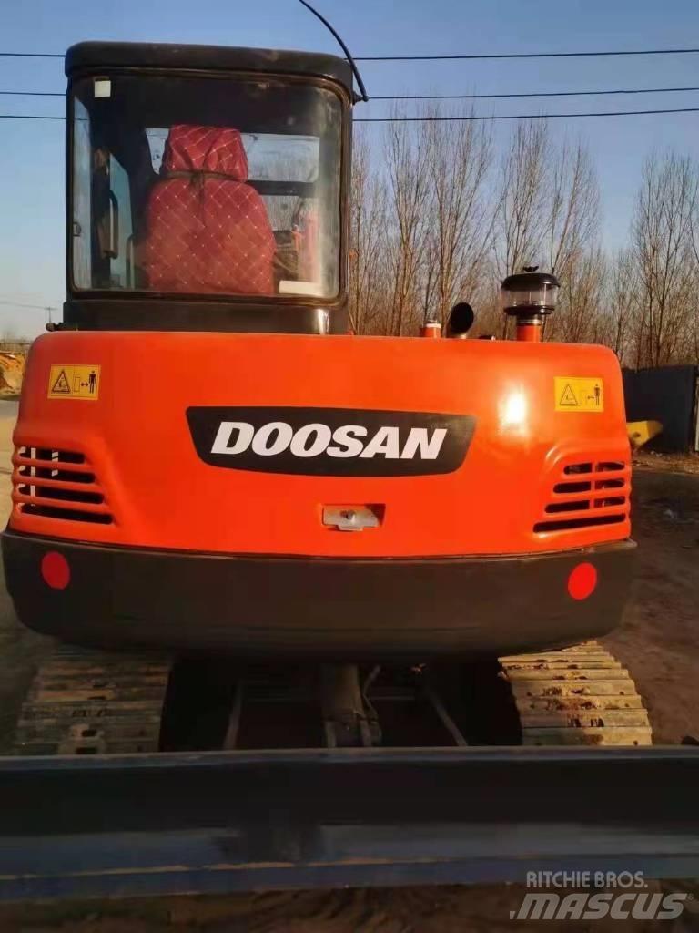 Doosan DH 55 Minikaivukoneet < 7t