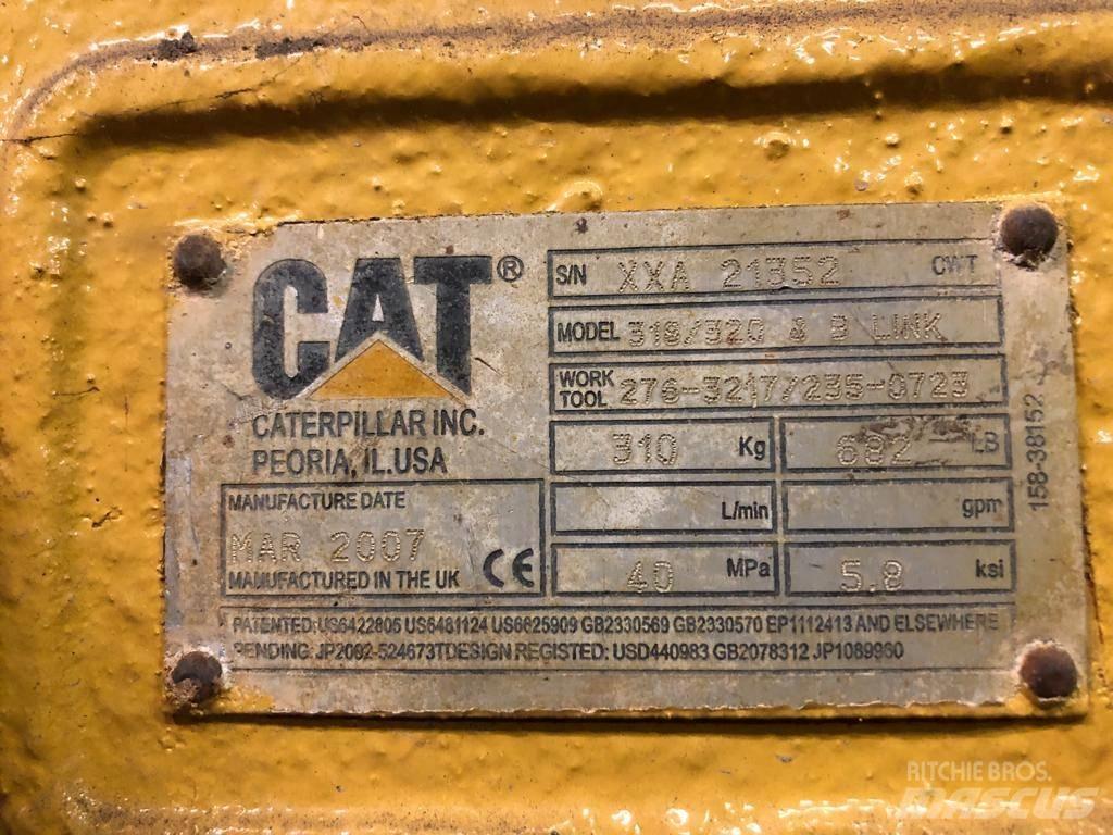 CAT 318 quick Hitch Muut