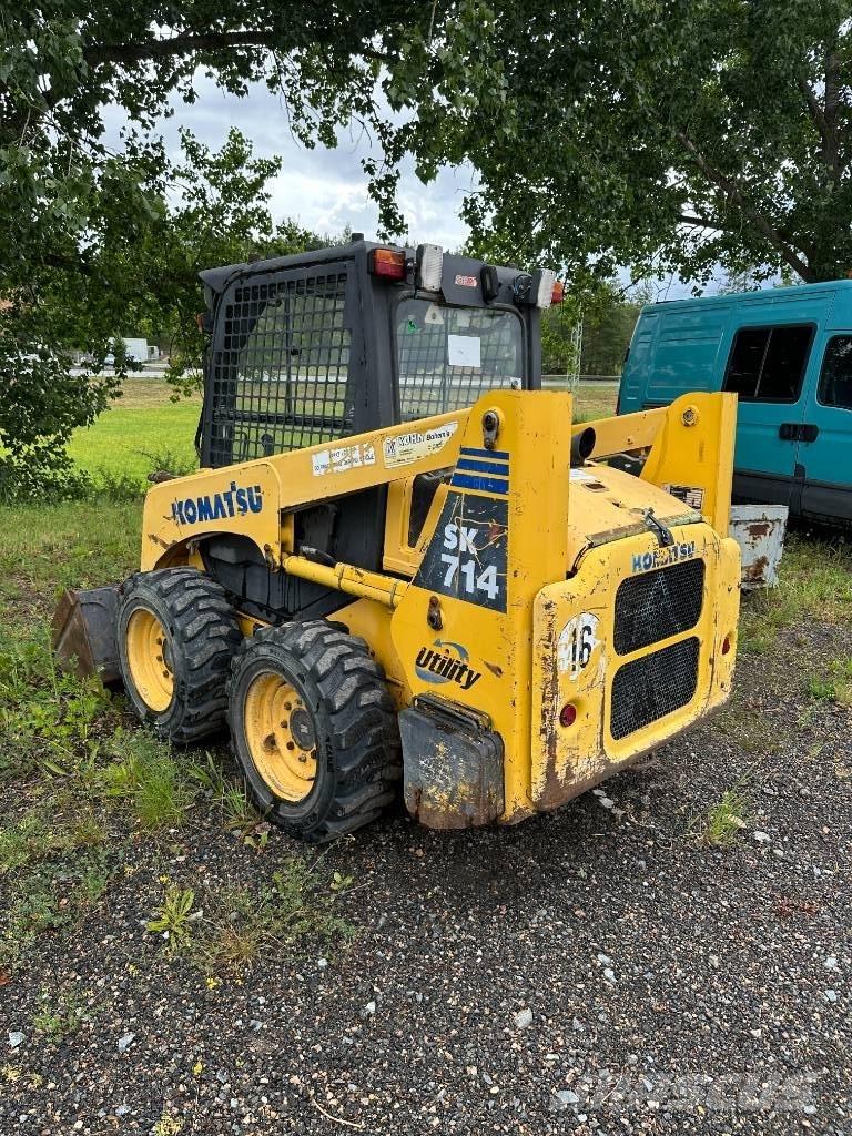 Komatsu SK 714 Liukuohjatut kuormaajat