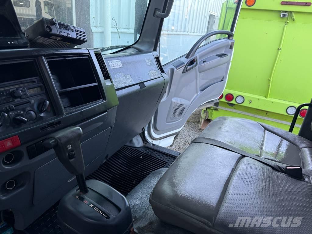 Isuzu NRR Jäteautot