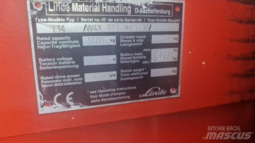 Linde L14APi-372 Lavansiirtotrukit ajotasolla
