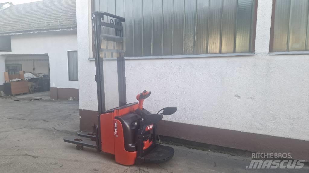 Linde L14APi-372 Lavansiirtotrukit ajotasolla