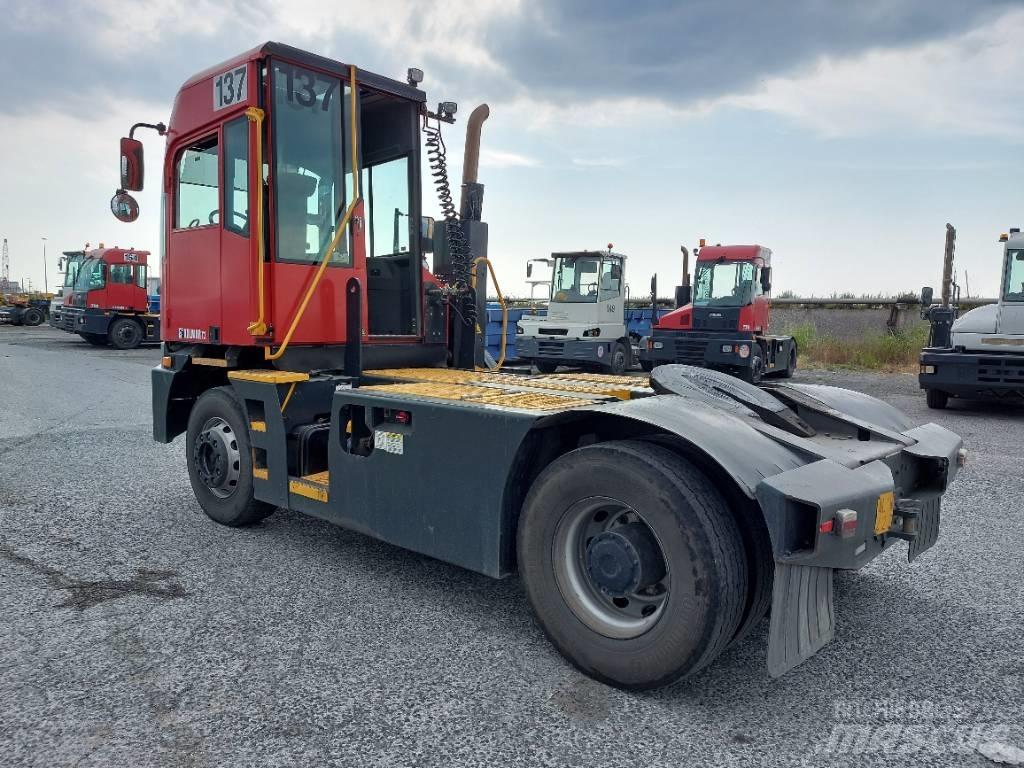 Kalmar T2 Terminaalitraktorit