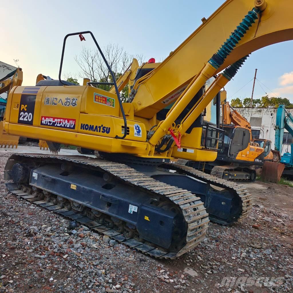 Komatsu PC220 Telakaivukoneet