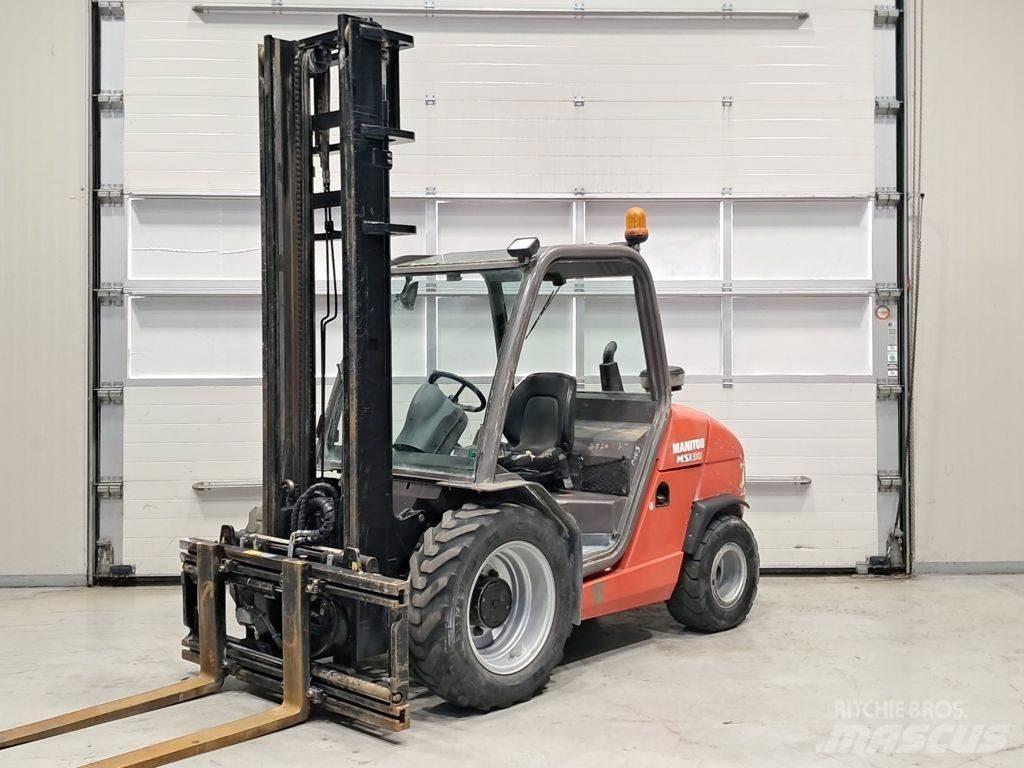 Manitou MSI30D Maastotrukit