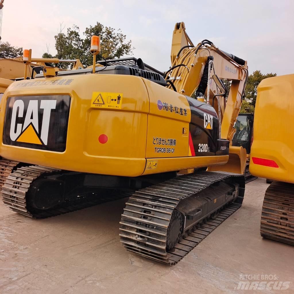 CAT 320DL Telakaivukoneet