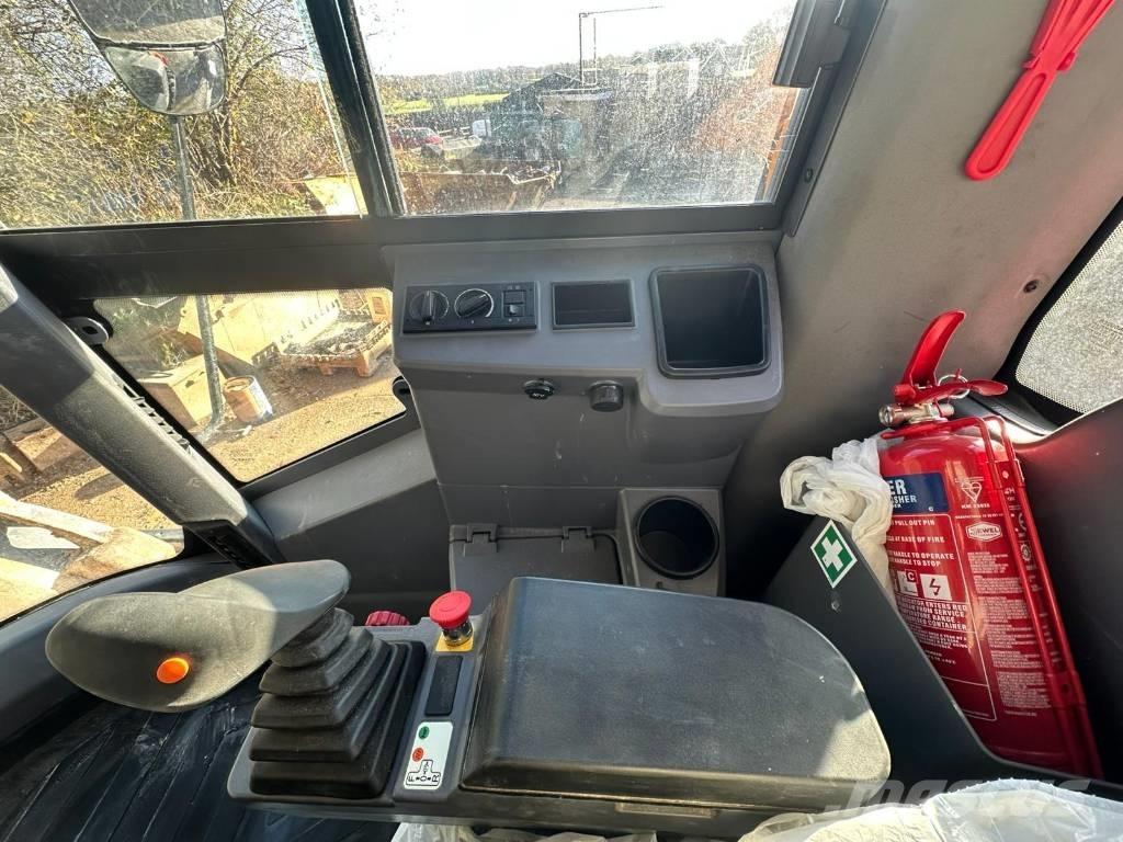 Hamm HC 130i Yksivalssijyrät