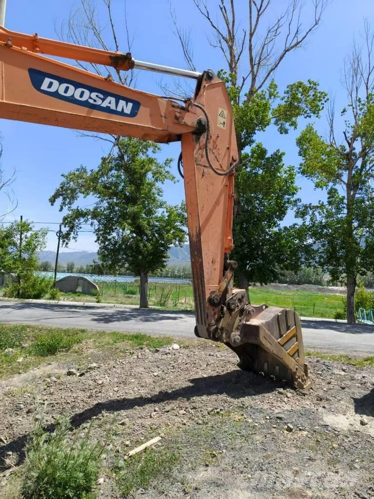 Doosan DH210W-7 Pyöräkaivukoneet