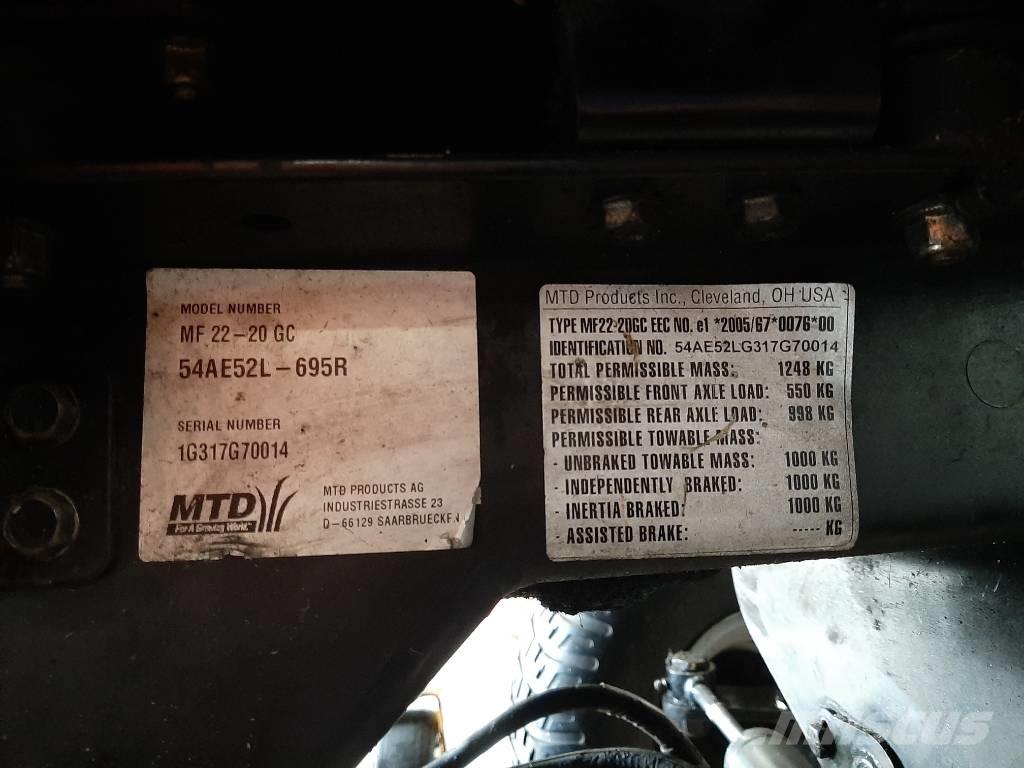 Cub Cadet 5264 Taajamatraktorit