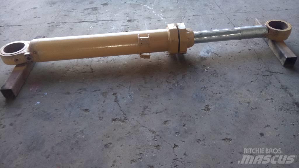CAT 245 Hydrauliikka