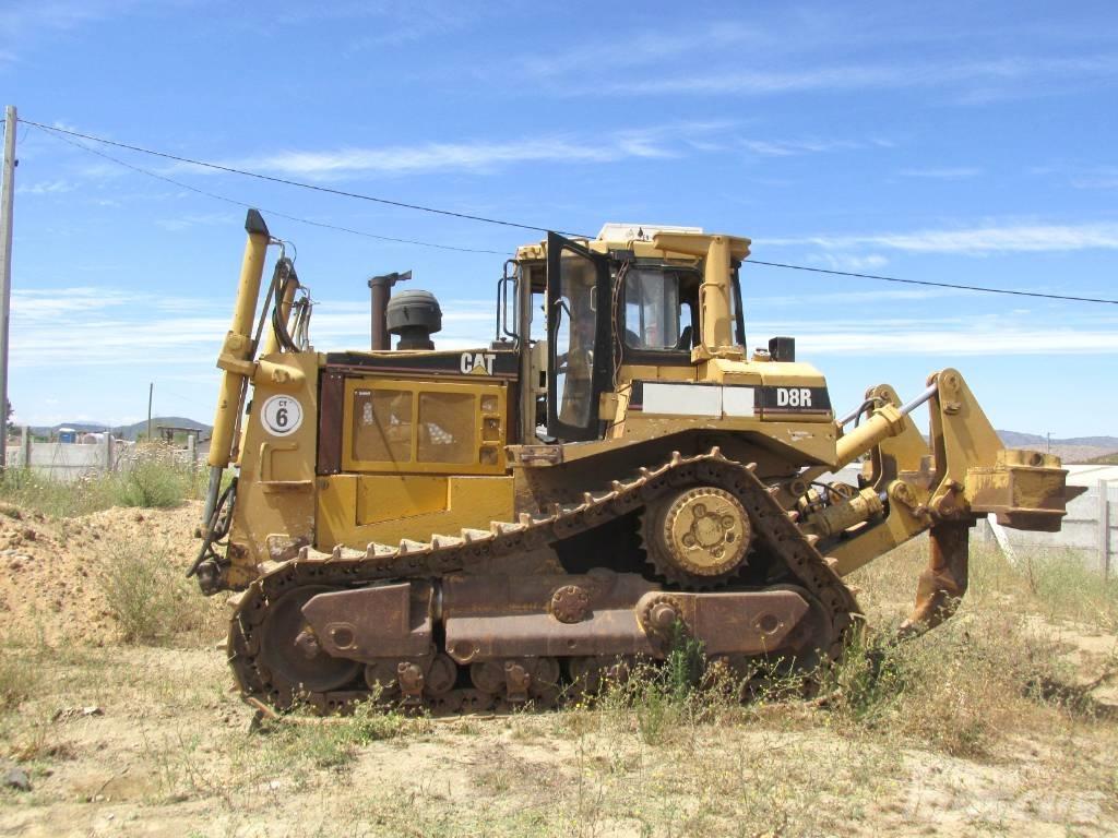 CAT D 8 R Telaketjupuskutraktorit