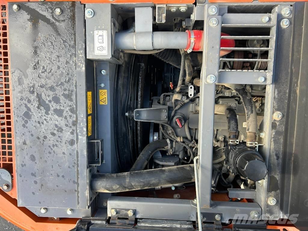 Hitachi ZX 130-6 Telakaivukoneet