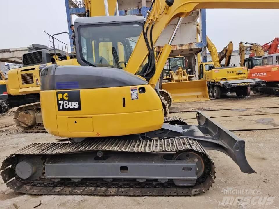 Komatsu PC78US Minikaivukoneet < 7t