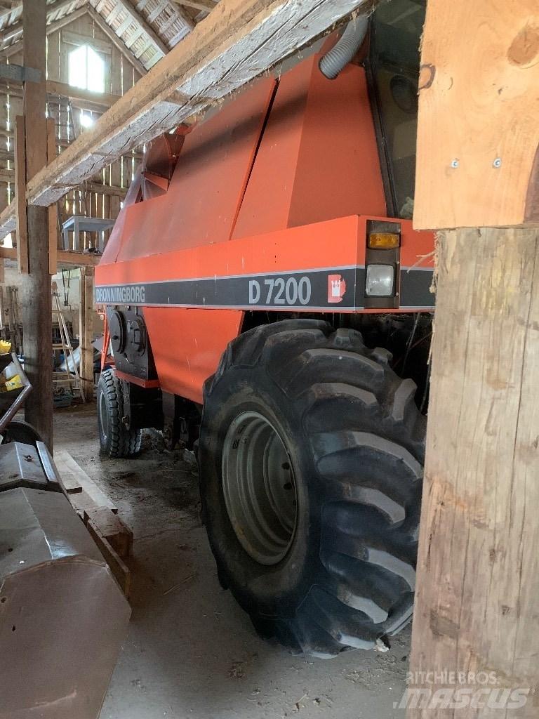 Dronningborg 7200 Leikkuupuimurit