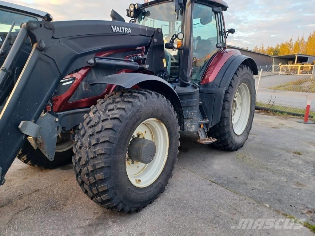 Valtra 234 Direct Traktorit