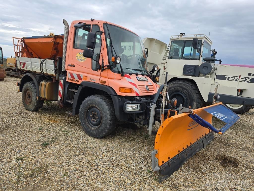 Unimog U300 Taajamakoneet