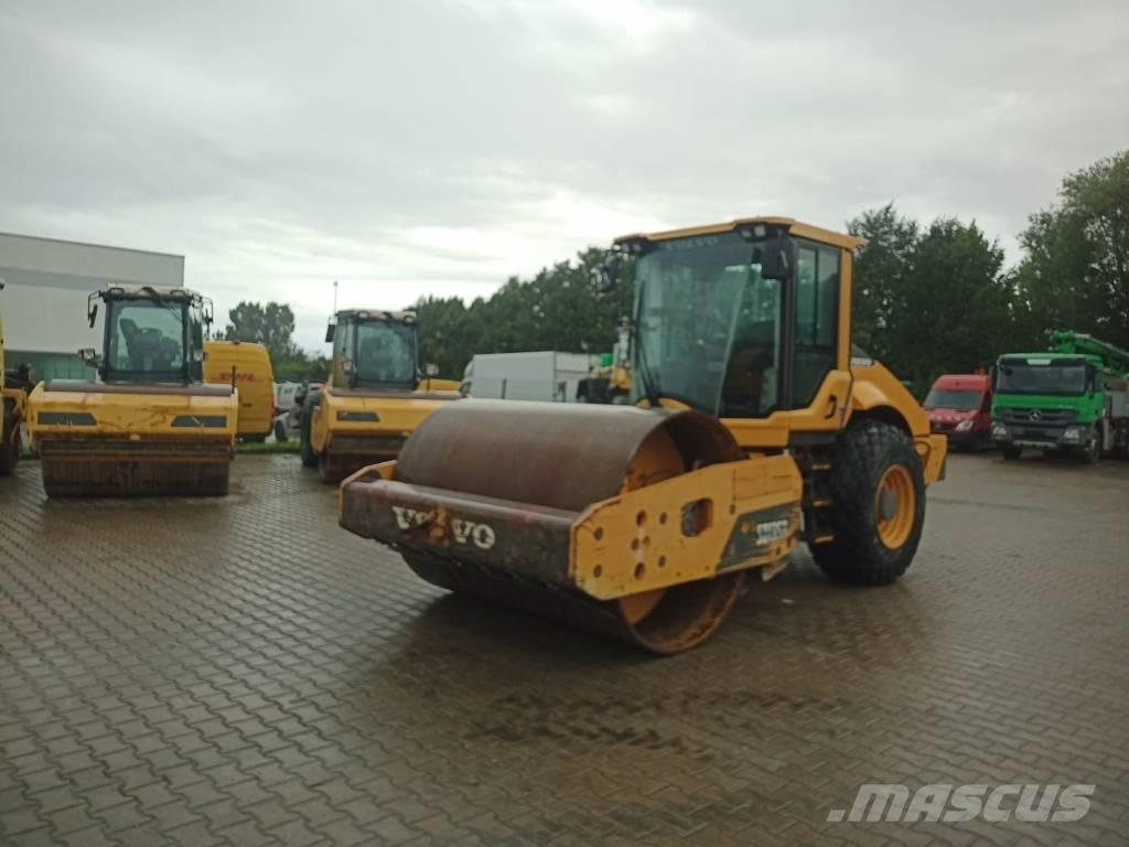 Volvo SD 135 B Yksivalssijyrät
