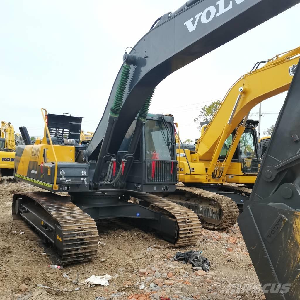 Volvo EC 240 Telakaivukoneet