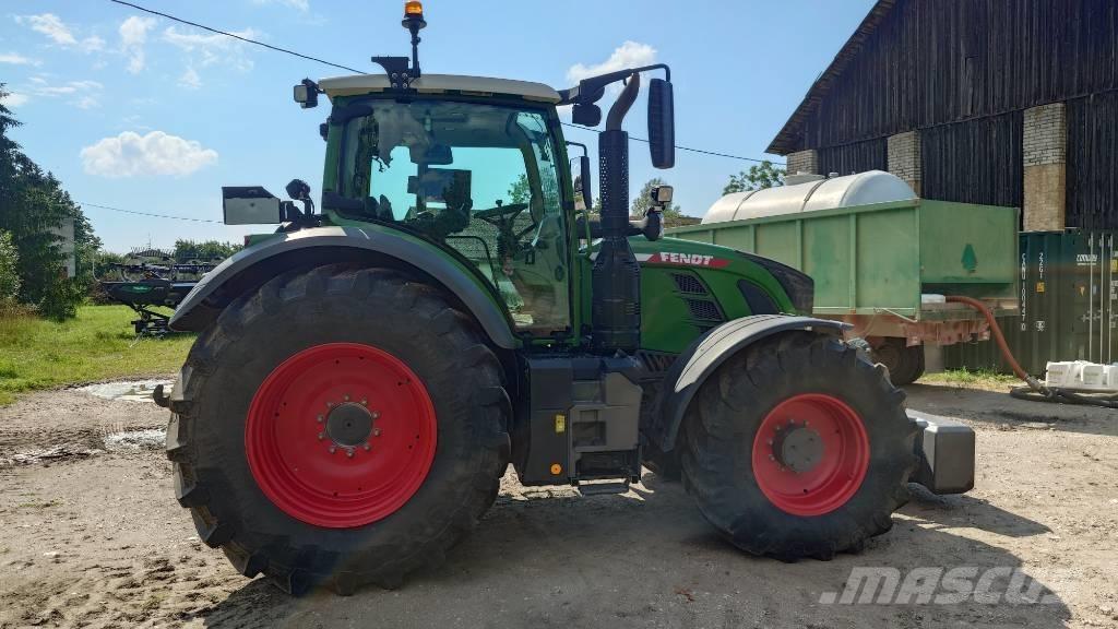 Fendt 724 Profi Plus Traktorit