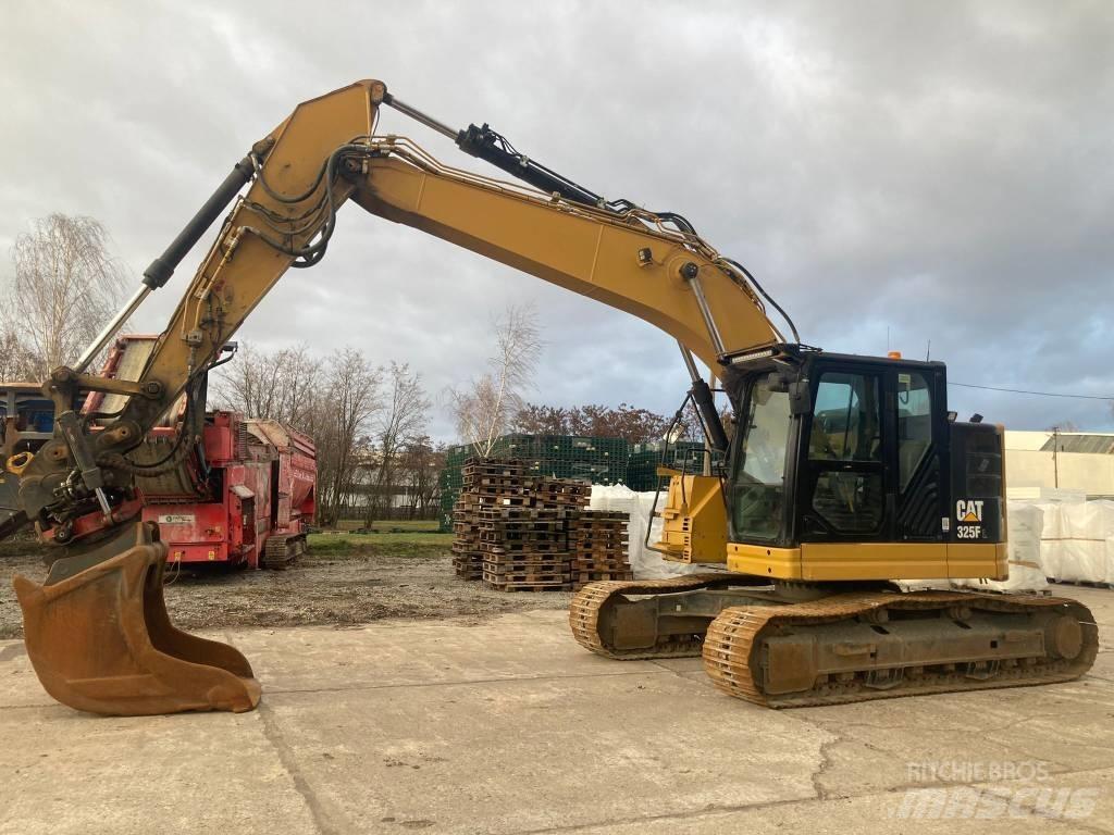 CAT 325 F LCR Telakaivukoneet