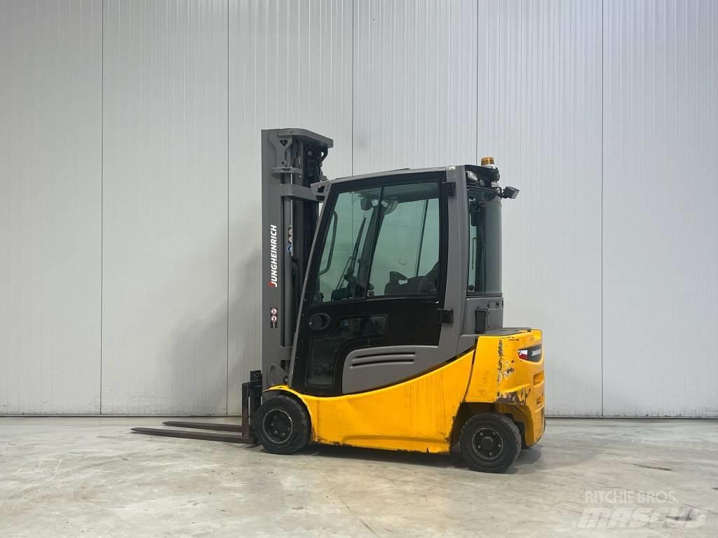 Jungheinrich EFG320 Sähkötrukit