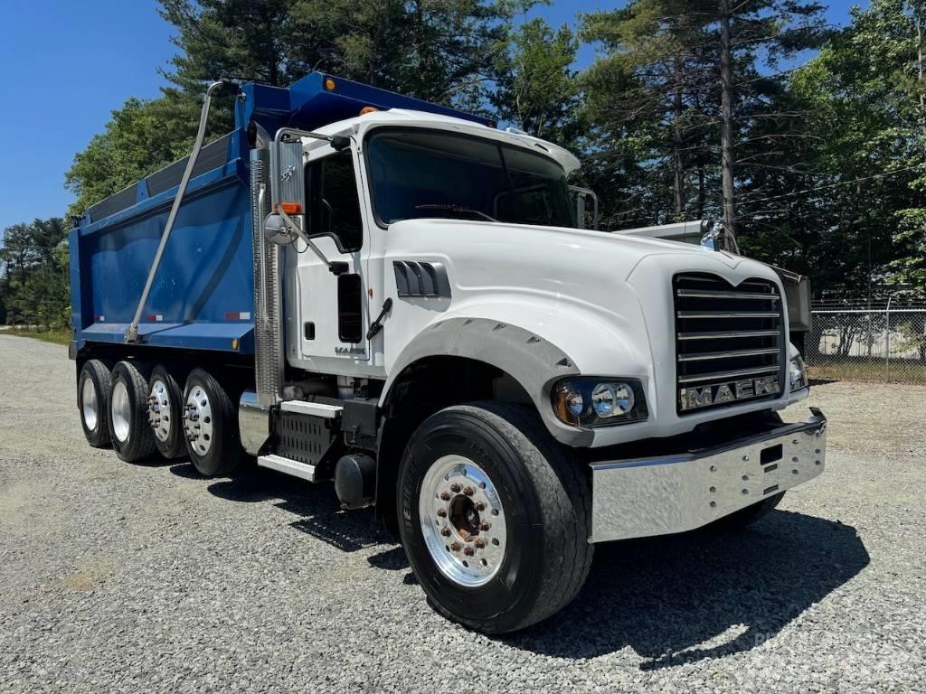 Mack GU 713 Sora- ja kippiautot