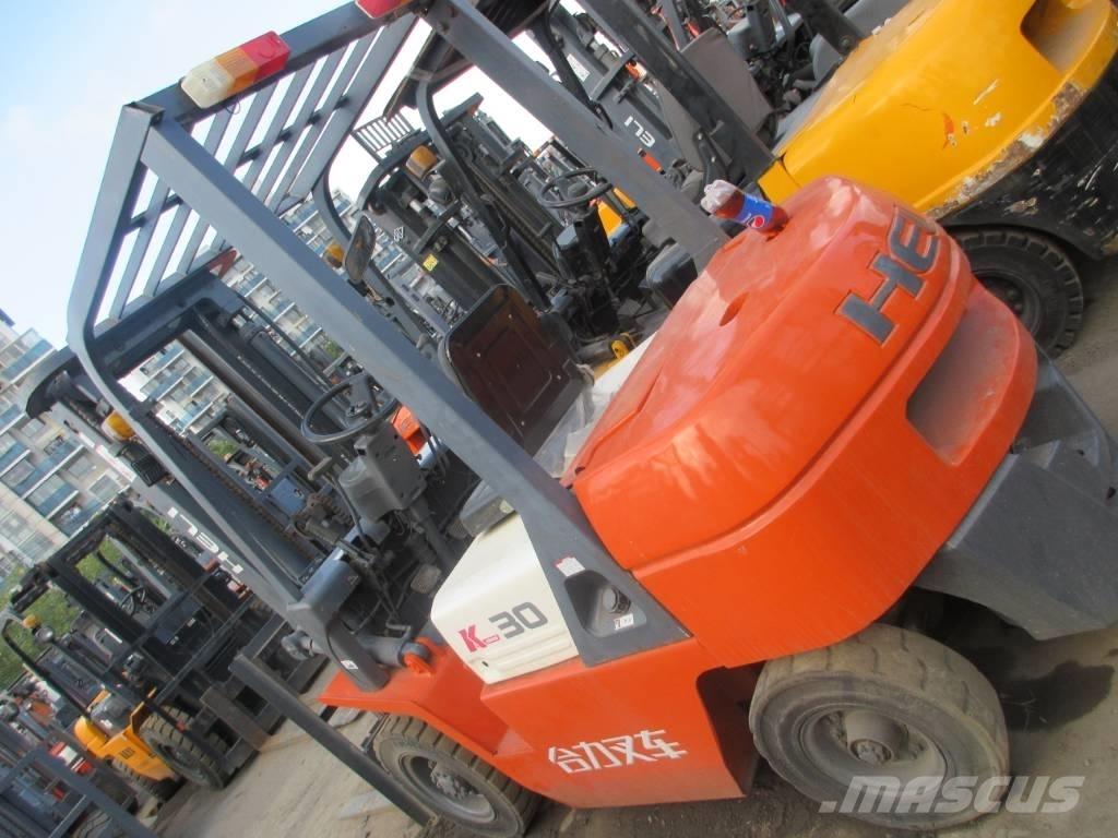 Heli FD 30 Dieseltrukit