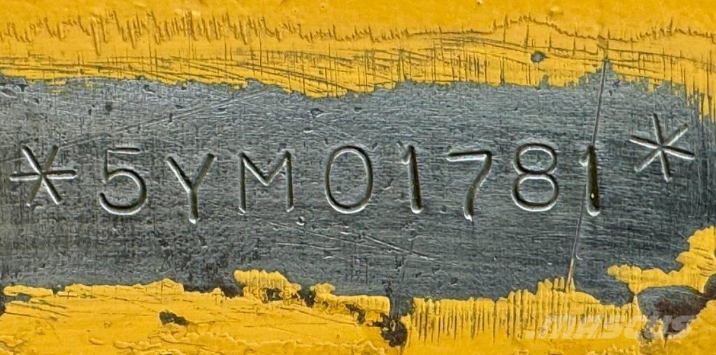 CAT 330 L Telakaivukoneet