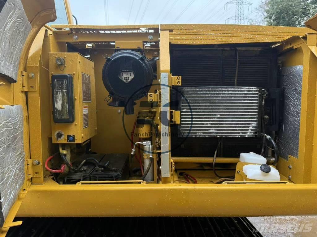 CAT 320 C L Telakaivukoneet