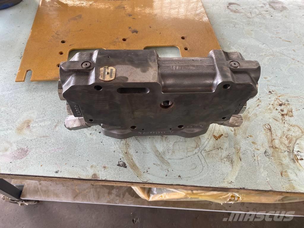 CAT 938 H Pyöräkuormaajat