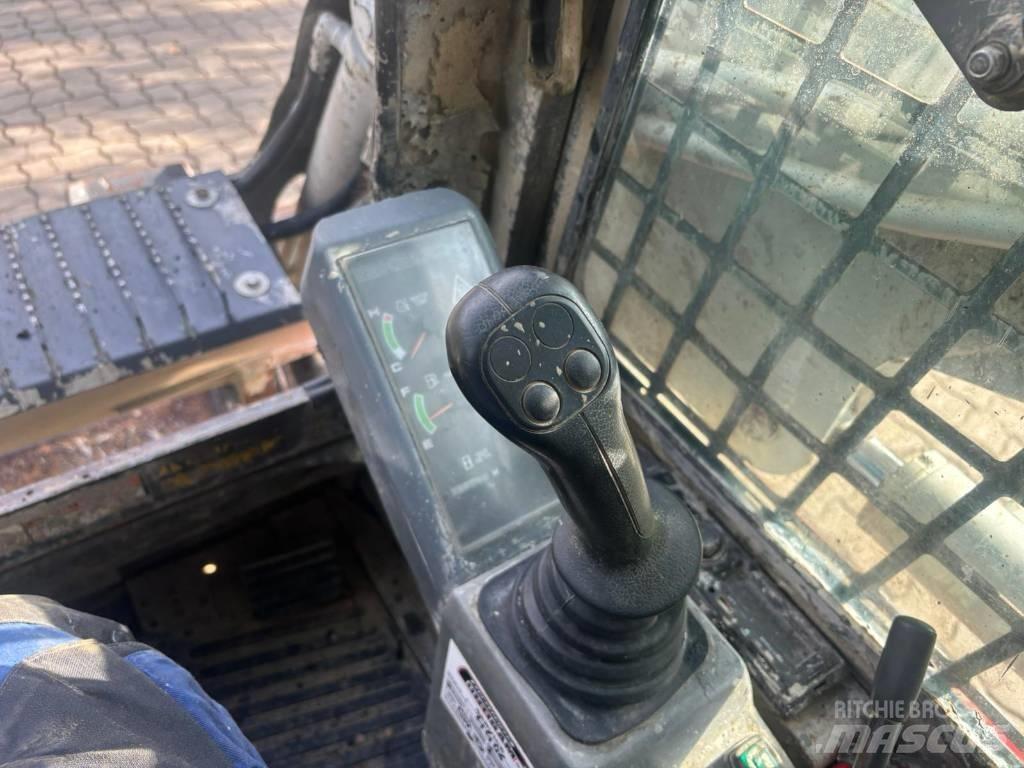 Takeuchi TL 230 Liukuohjatut kuormaajat
