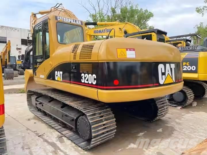 CAT 320 C Telakaivukoneet