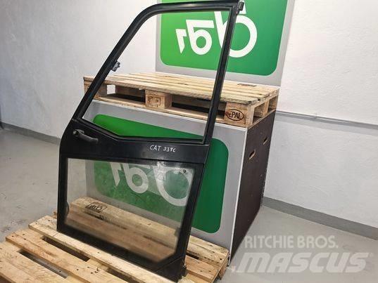 JLG 4017PS door Ohjaamo ja sisusta