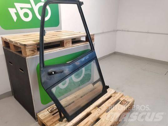 JLG 4017PS door Ohjaamo ja sisusta