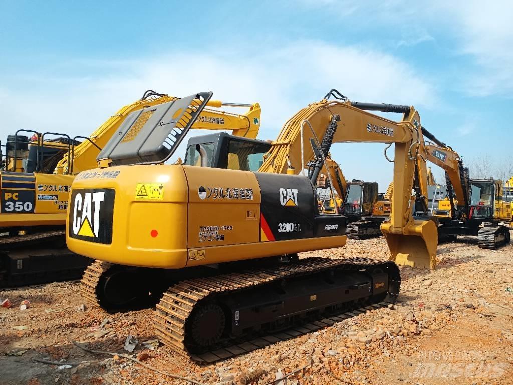 CAT 320D2 Midikaivukoneet 7t - 12t