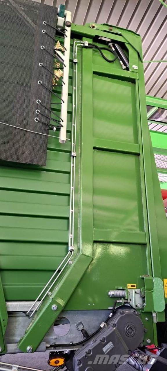 Fendt Tigo XR90 Keräävät noukinvaunut ja silppurivaunut