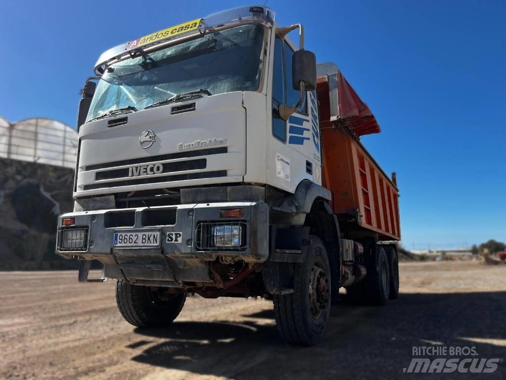 Iveco Trakker 380 Sora- ja kippiautot