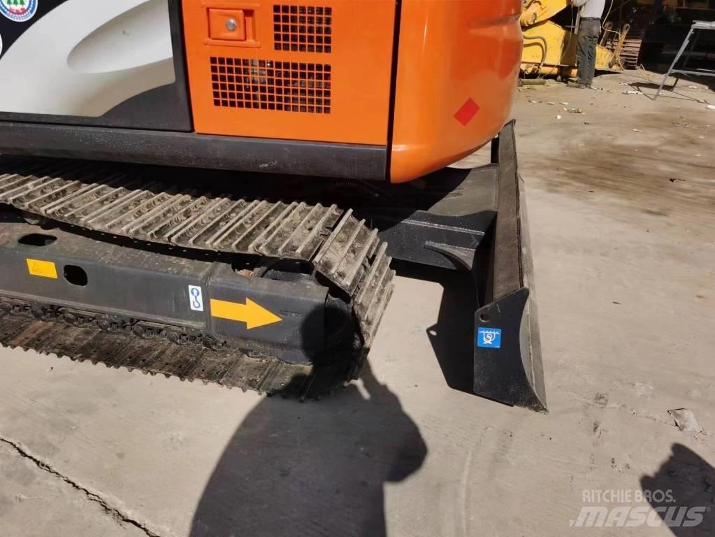 Hitachi ZX 70 Minikaivukoneet < 7t