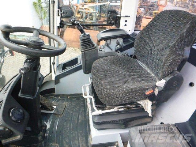 Liebherr L 507 Pyöräkuormaajat